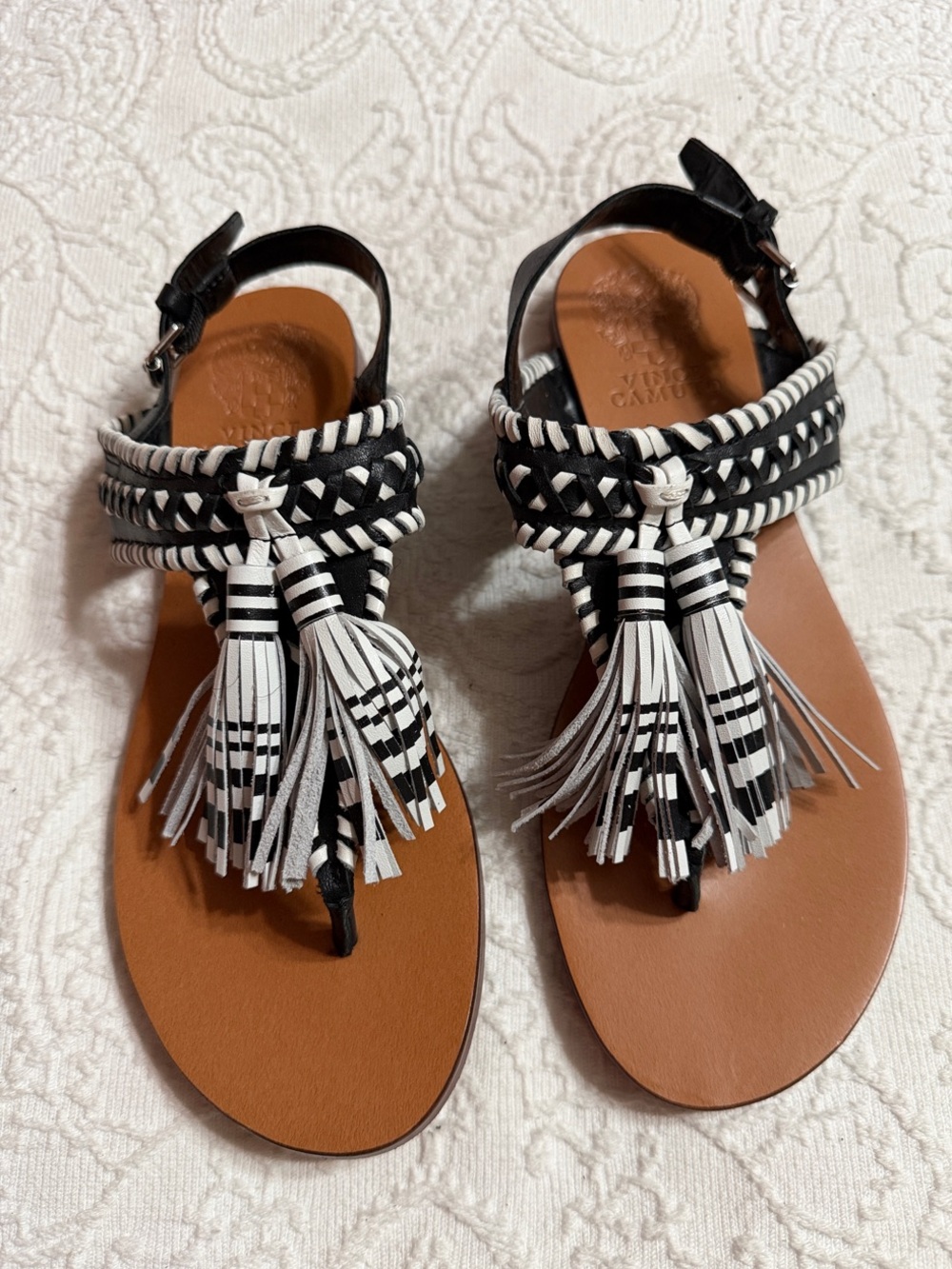 Vince Camuto Sandals Size 5.5M Black & White Tassel Braided Design